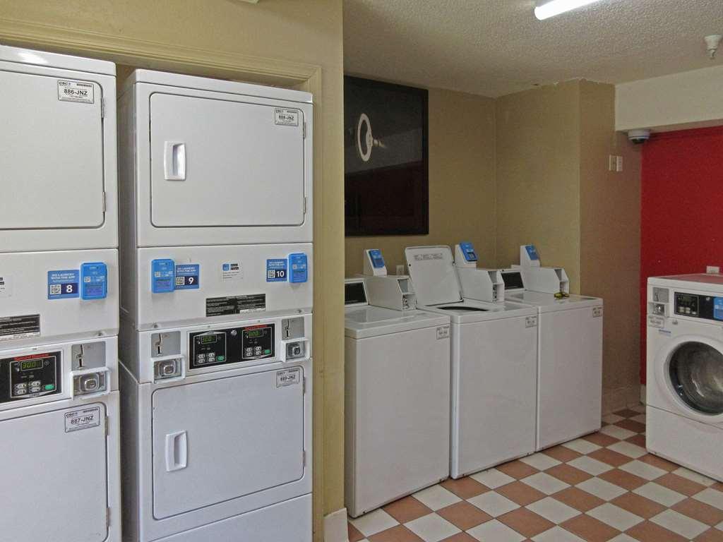 Suburban Studios Raleigh - Crabtree Valley Servizi foto